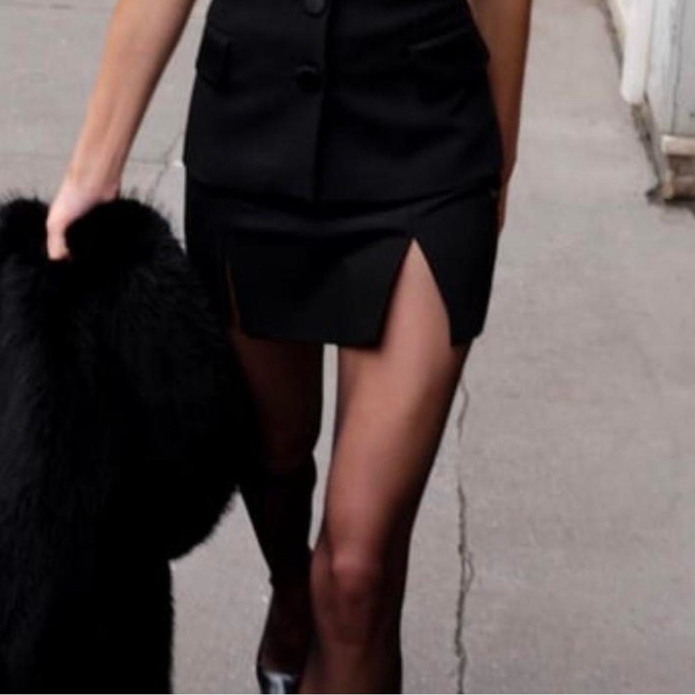 Zara Black XS Skirt